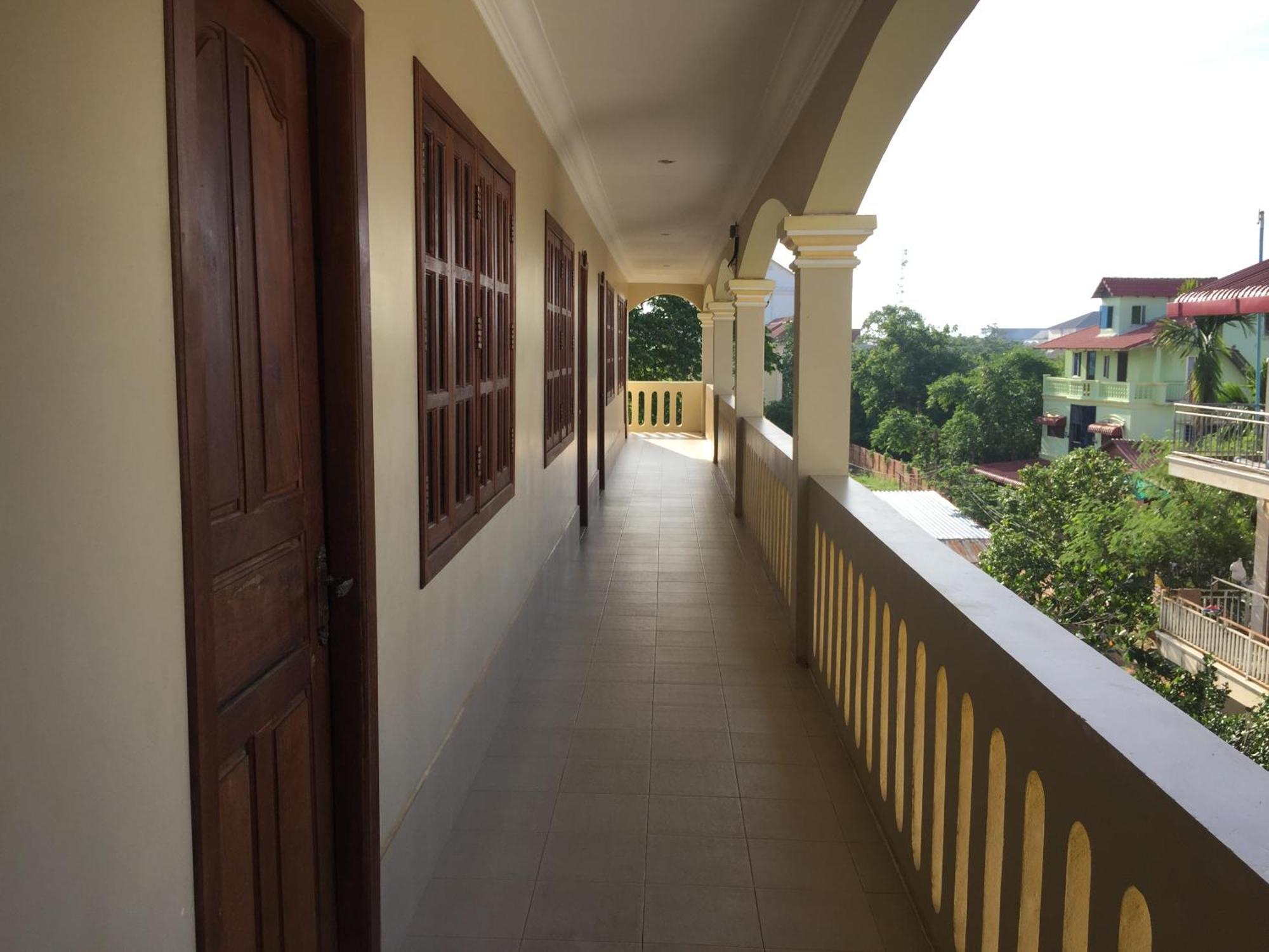 Iki Iki Guesthouse เสียมราฐ ภายนอก รูปภาพ