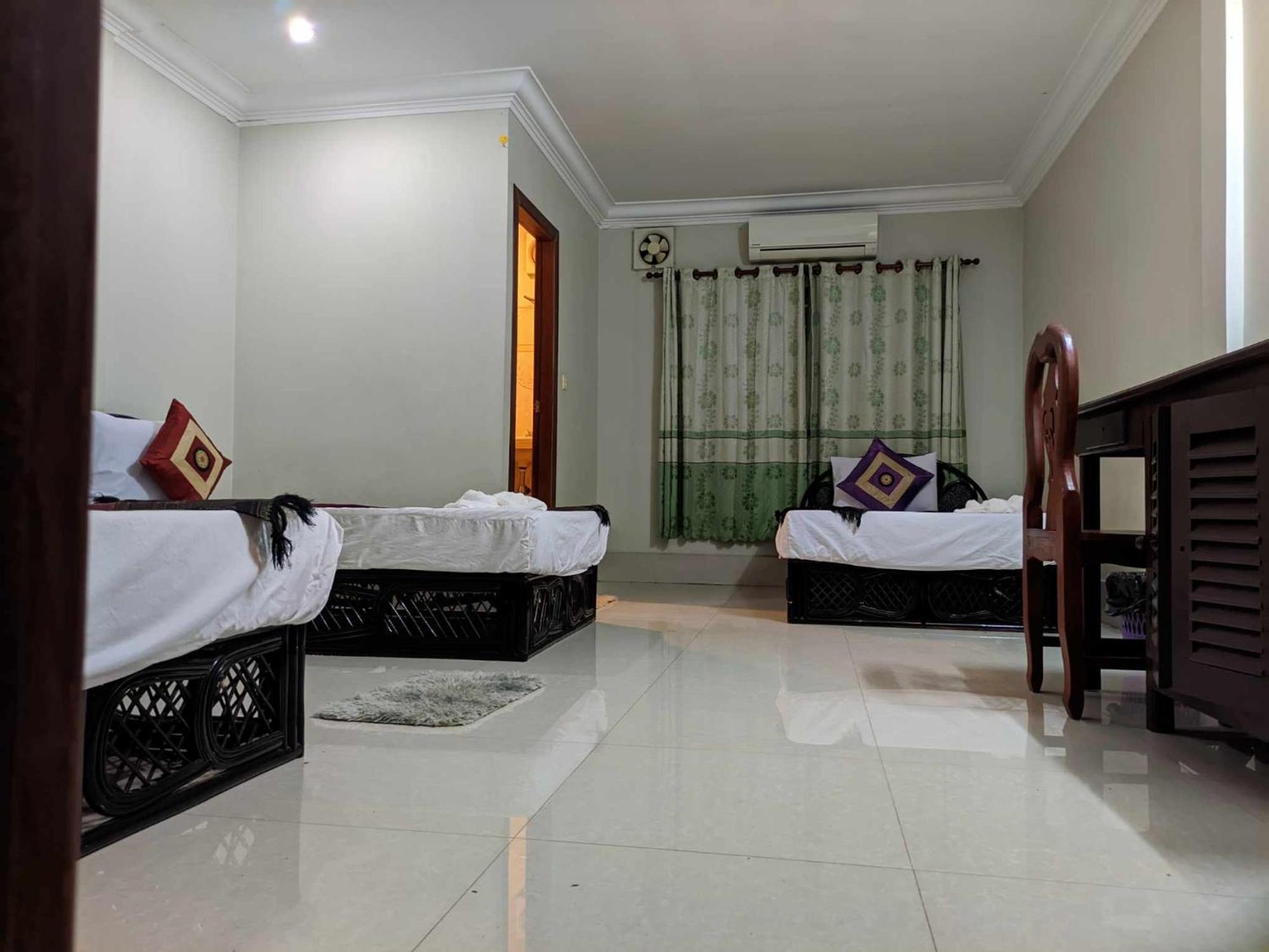 Iki Iki Guesthouse เสียมราฐ ภายนอก รูปภาพ