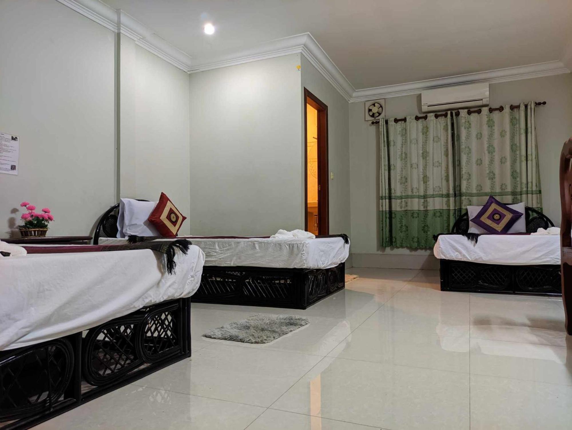 Iki Iki Guesthouse เสียมราฐ ภายนอก รูปภาพ