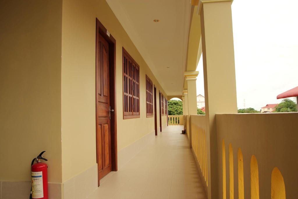 Iki Iki Guesthouse เสียมราฐ ภายนอก รูปภาพ