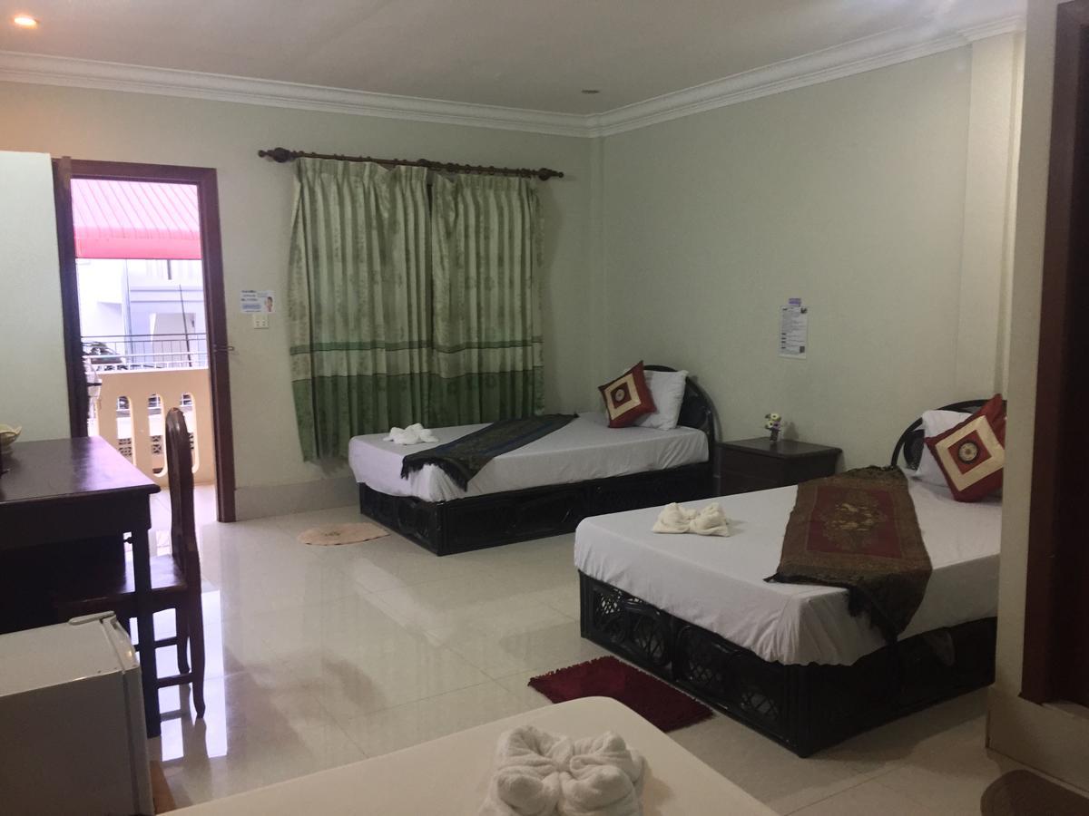 Iki Iki Guesthouse เสียมราฐ ภายนอก รูปภาพ